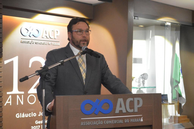 Foto 1 / Lojas MM recebe reconhecimento no Dia do Comerciante