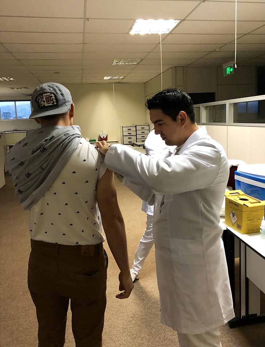 Foto 1 / Colaboradores MM são vacinados contra gripe