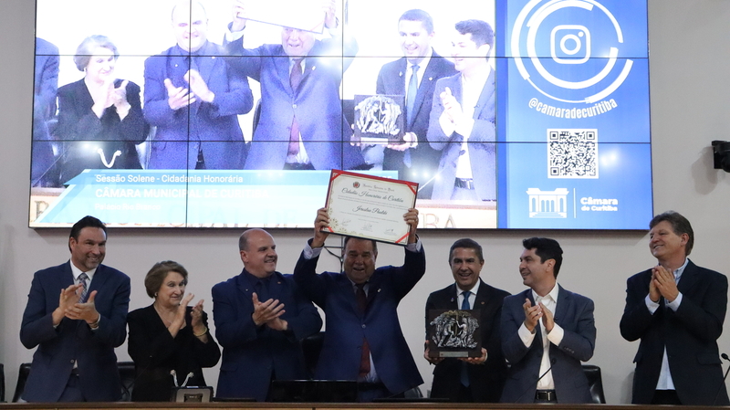 Jeroslau Pauliki é homenageado com título de Cidadão Honorário de Curitiba