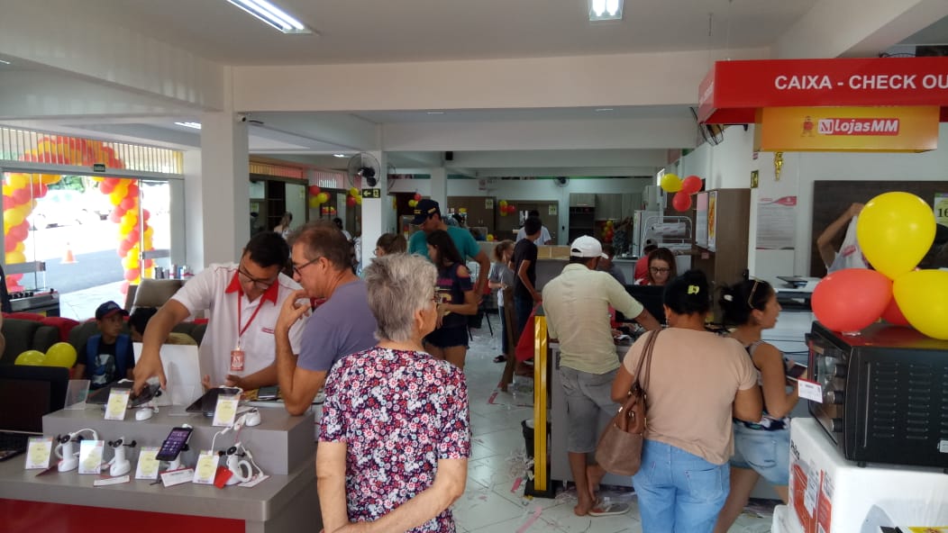 Mangueirinha ganha primeira filial da Lojas MM