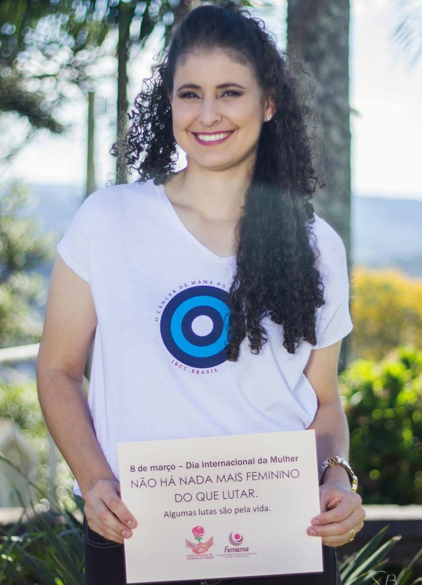 Colaboradora relata cura de câncer e apoio daMM