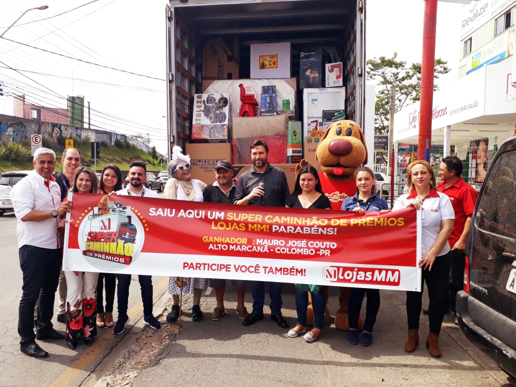 MM entrega Caminhão de Prêmios e Carro Premiado para clientes